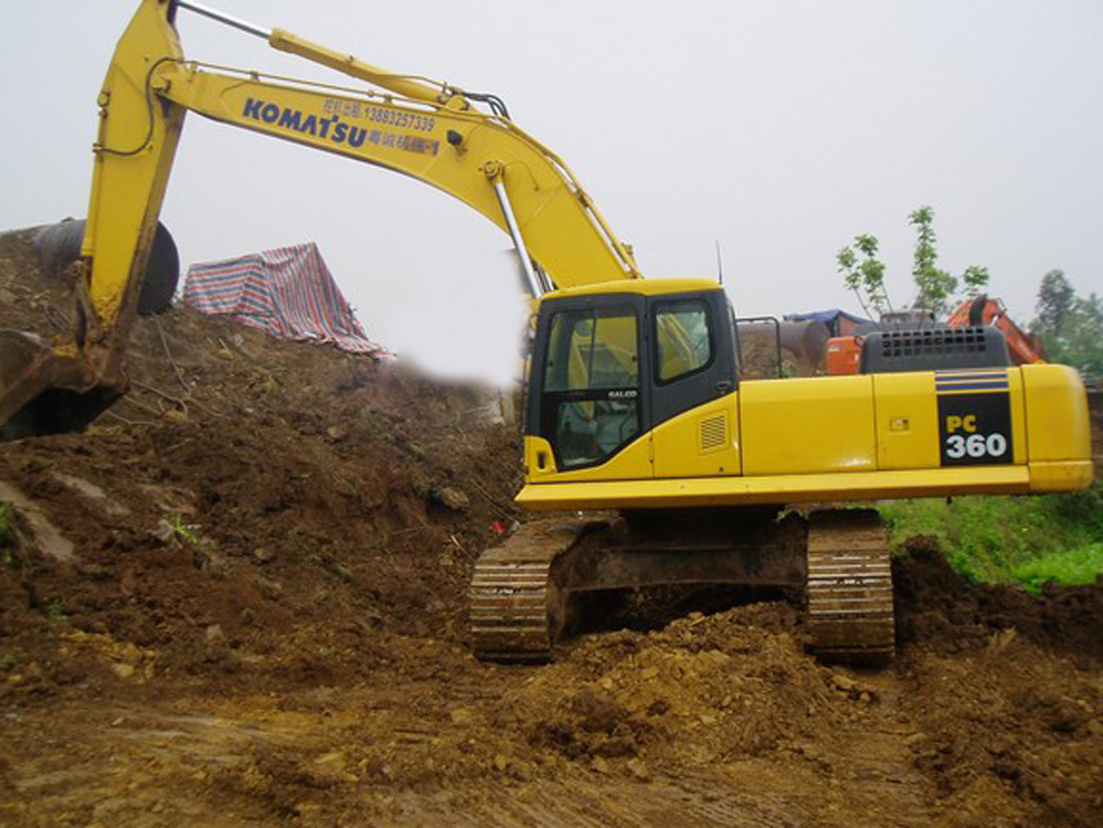 柳工挖掘机配件告诉你造成挖掘机动作缓慢的原因是什么_柳工挖掘机配件